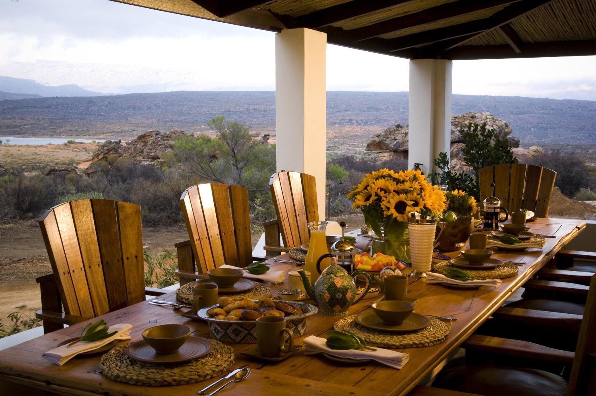 Bushmans Kloof Wilderness Reserve And Wellness Retreat Клануильям Экстерьер фото